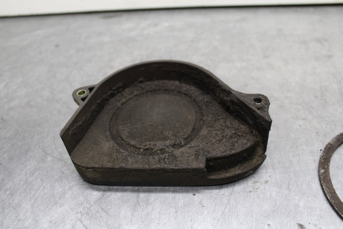 95-98 HONDA CBR600F3 ENGINE SPROCKET COVER BB122