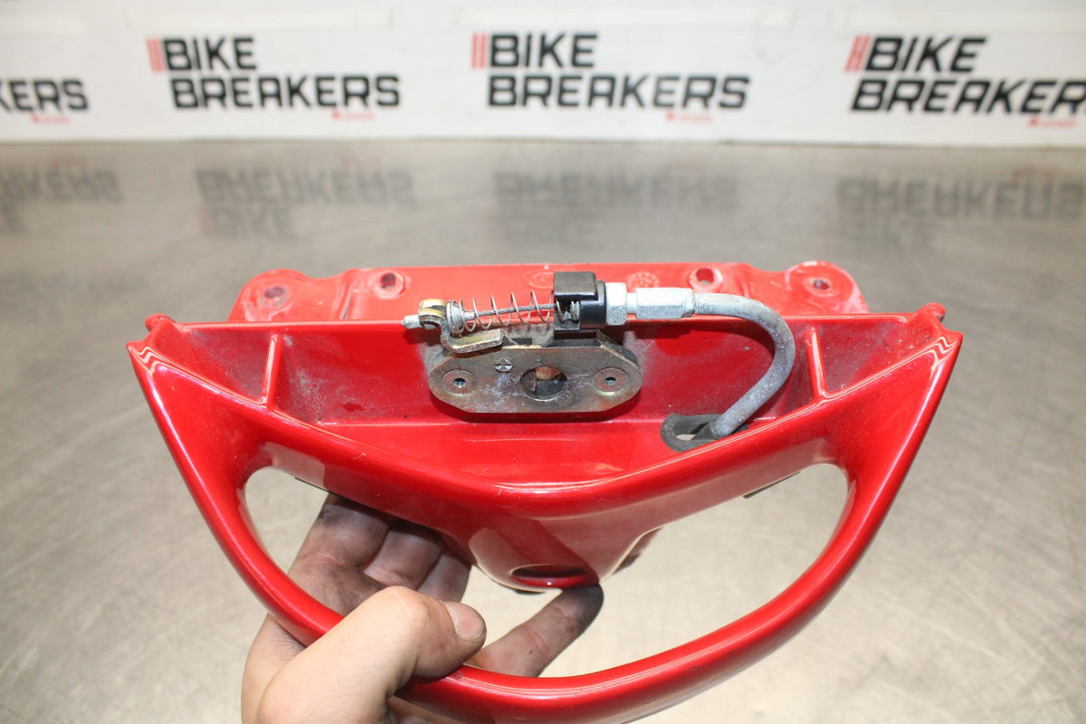 05 DUCATI SUPERSPORT 800 PASSENGER REAR SEAT GRAB BAR HANDLE BB913