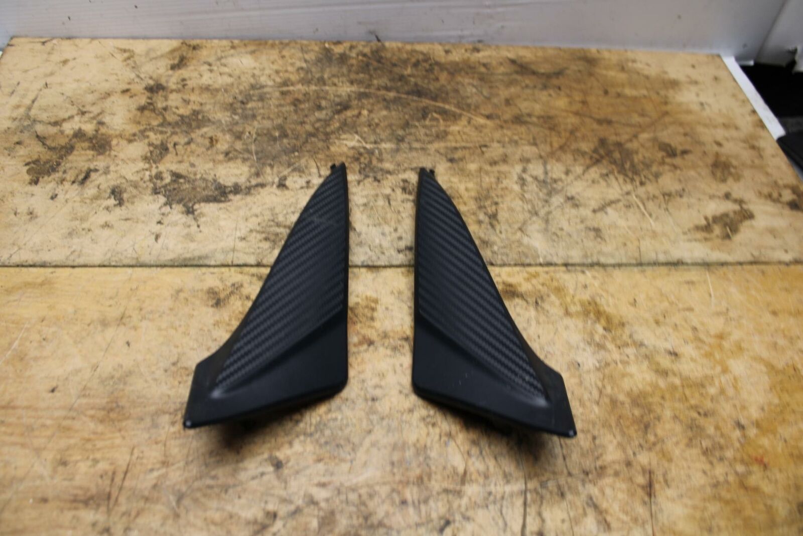 11-21 SUZUKI GSXR600 RIGHT LEFT FRONT SIDE SEAT PANELS TRIMS COWLS BB346