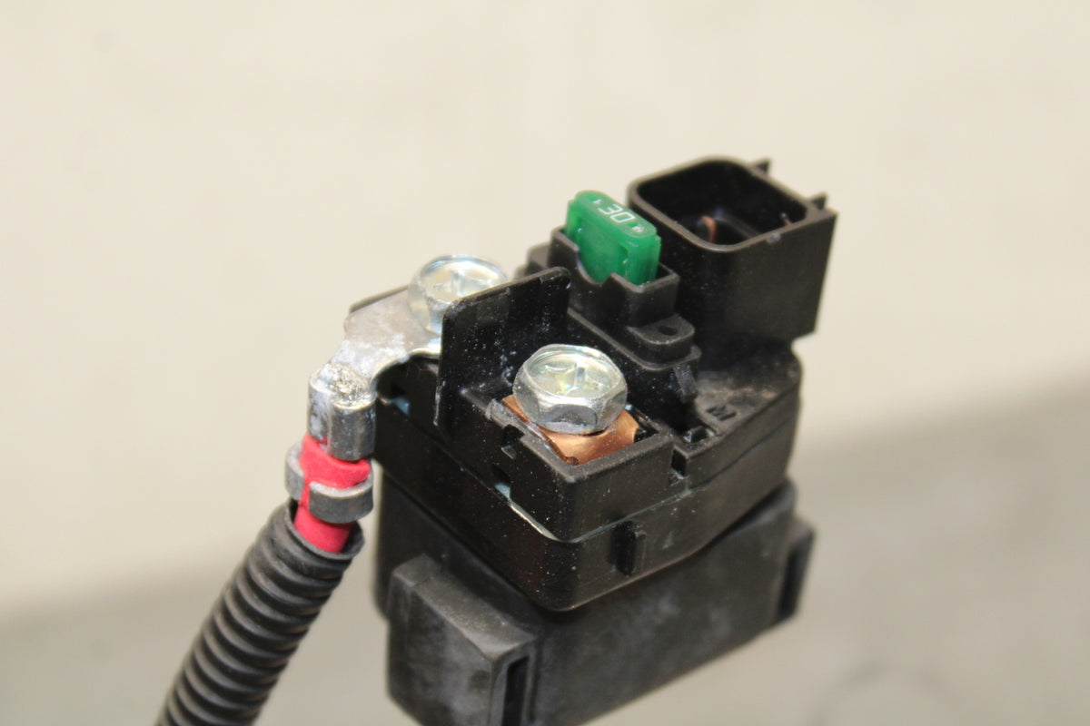09 SUZUKI GSXR600 ENGINE STARTER RELAY STARTING MOTOR SWITCH BB759