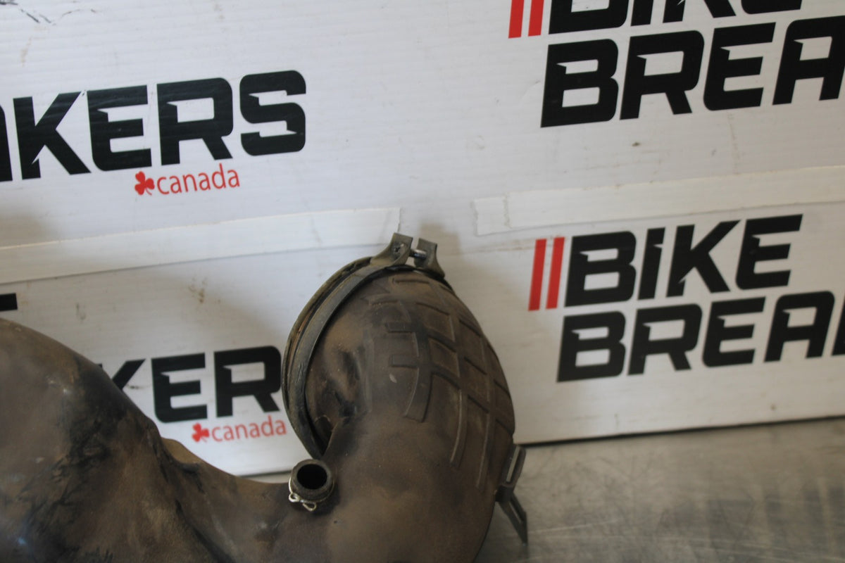 07 SUZUKI BOULEVARD M50 AIR CLEANER FILTER BOX BB897