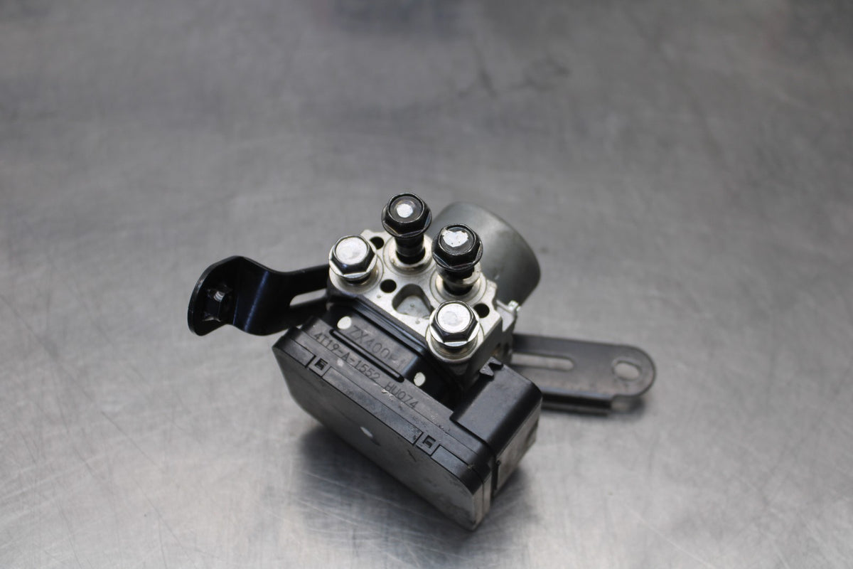 23-26 KAWASAKI NINJA ZX4RR ABS PUMP UNIT MODULE BB898