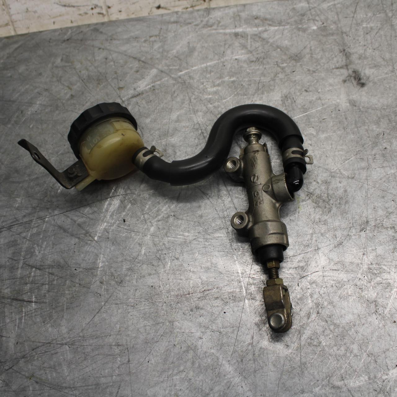 2002 Kawasaki Ninja ZX12R REAR BACK BRAKE MASTER CYLINDER W RESERVOIR BB48