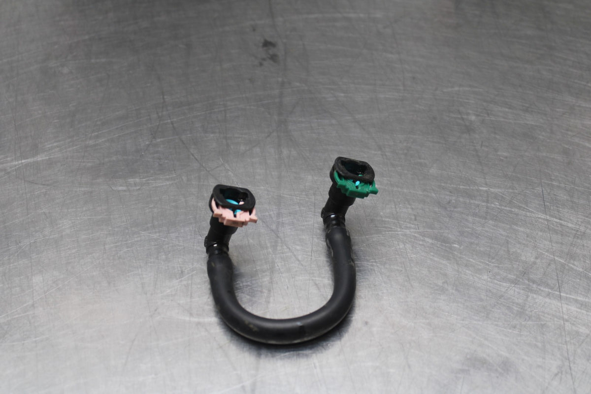 20-25 SUZUKI GSXR750 FUEL HOSE GAS LINE TUBE PIPE BB810