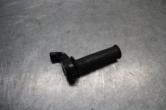 18-24 YAMAHA MT-07 THROTTLE CABLE LINE HOUSING GUIDE BB662