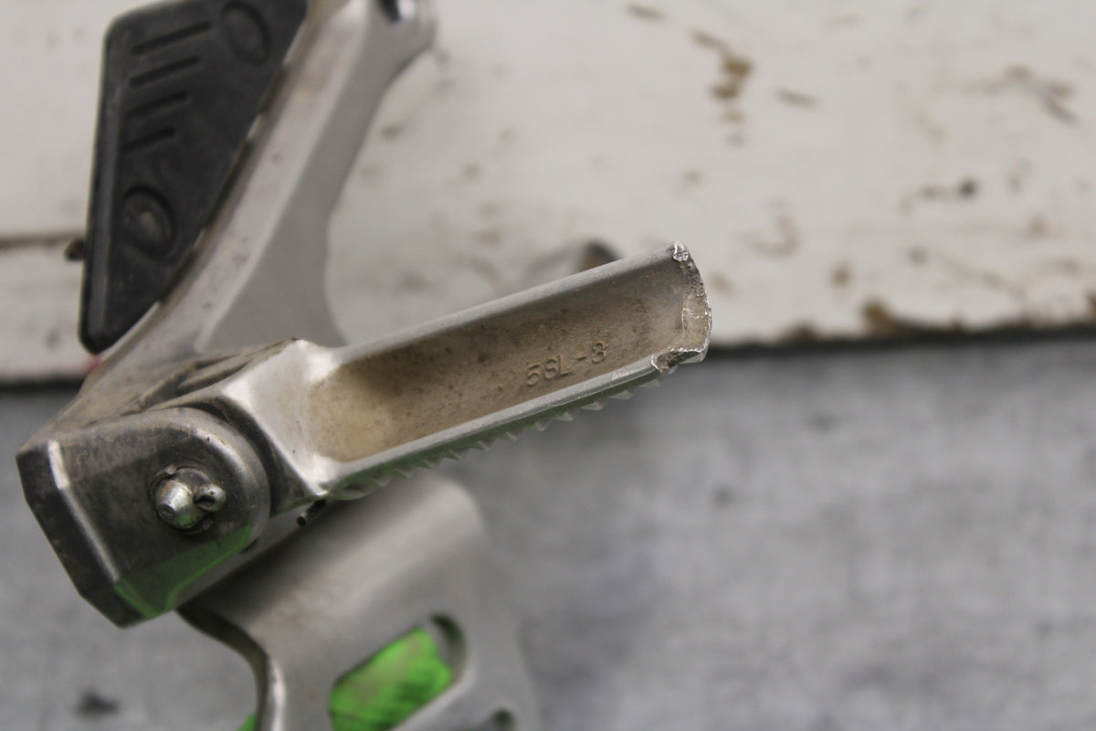 06-07 YAMAHA YZF R6 LEFT REARSET REAR SET DRIVER FOOT PEG REST STOP BB742