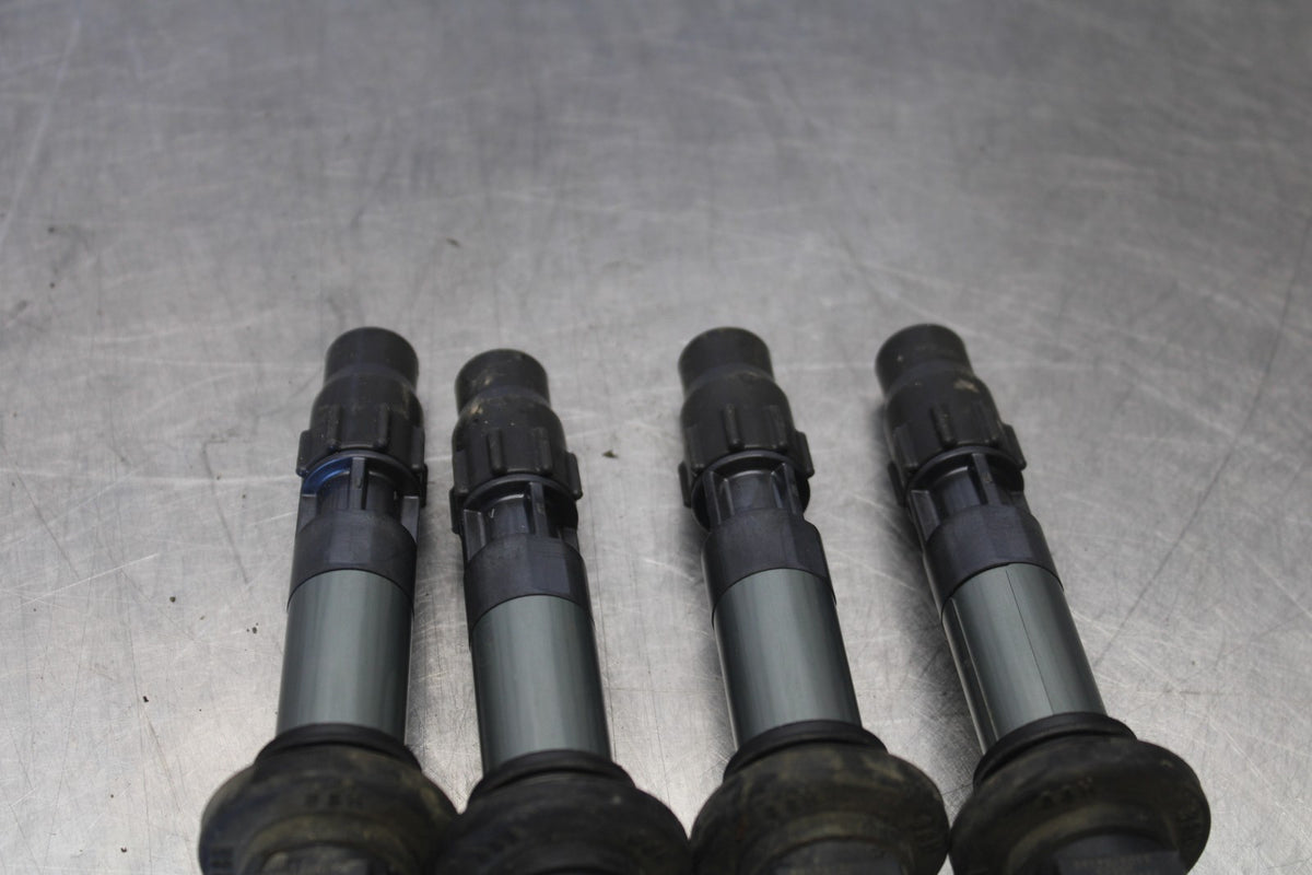 18 SUZUKI GSXR750 IGNITION COILS COIL SPARK PLUG CAPS BB891