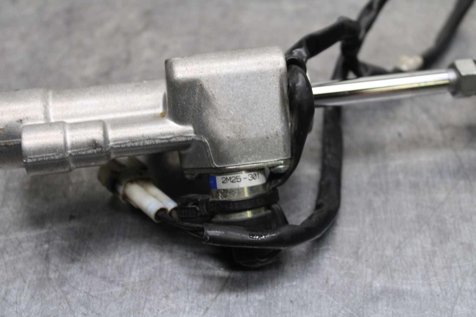 09-14 YAMAHA YZF R1 STEERING DAMPER STABILIZER 14B-23490-10-00 BB119