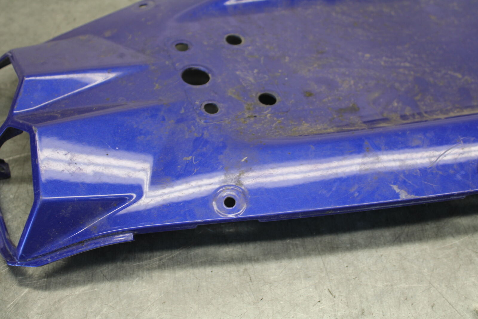 08-09 YAMAHA YZF R6S REAR BACK TAIL UNDERTAIL FAIRING COWL FENDER  BB690