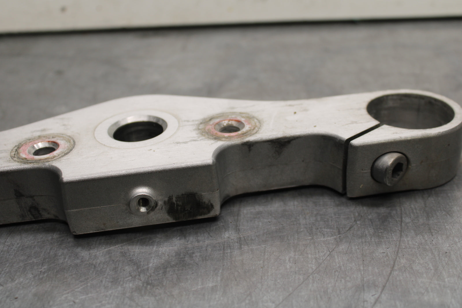 03-08 KAWASAKI VULCAN 1600 FORKS UPPER TRIPLE TREE CLAMP BB754