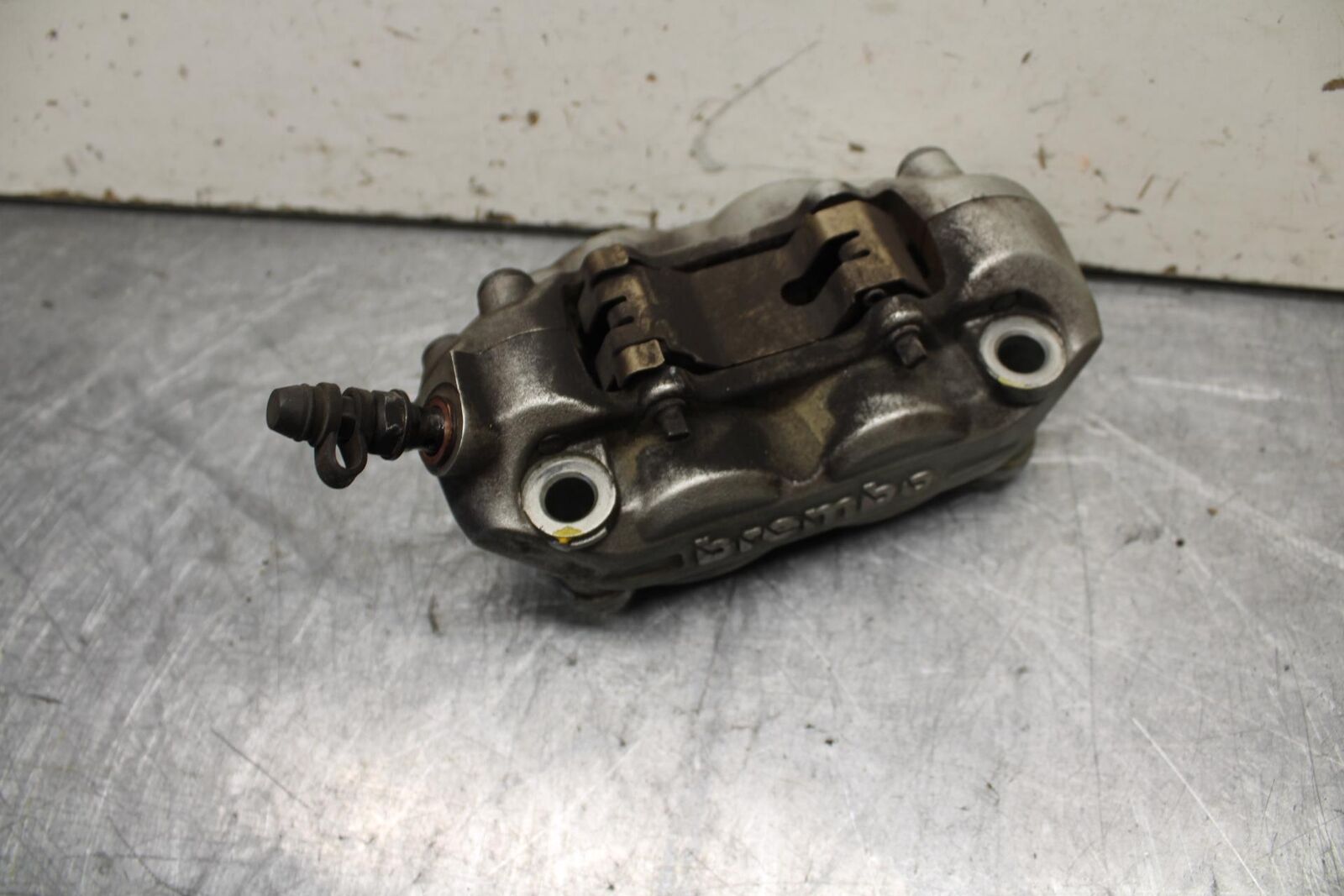 16-18 KTM 690 DUKE  FRONT BRAKE CALIPER BB631