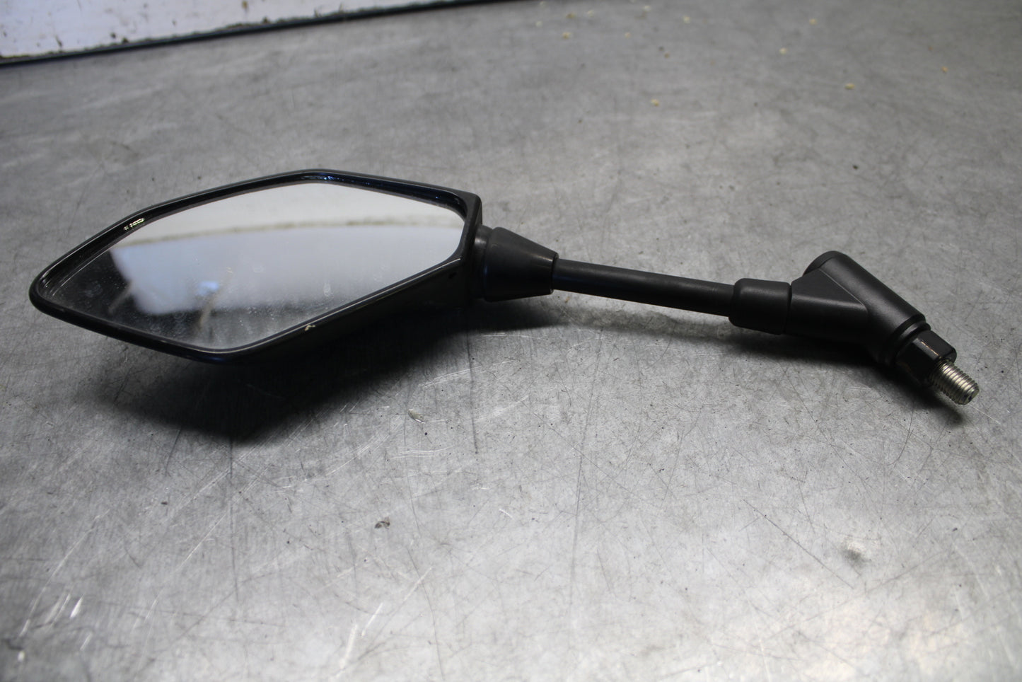 18-24 YAMAHA MT-07 LEFT SIDE REAR VIEW MIRROR BB662