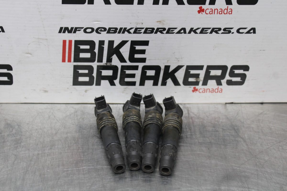 00 SUZUKI GSXR750 IGNITION COILS COIL SPARK PLUG CAPS BB820