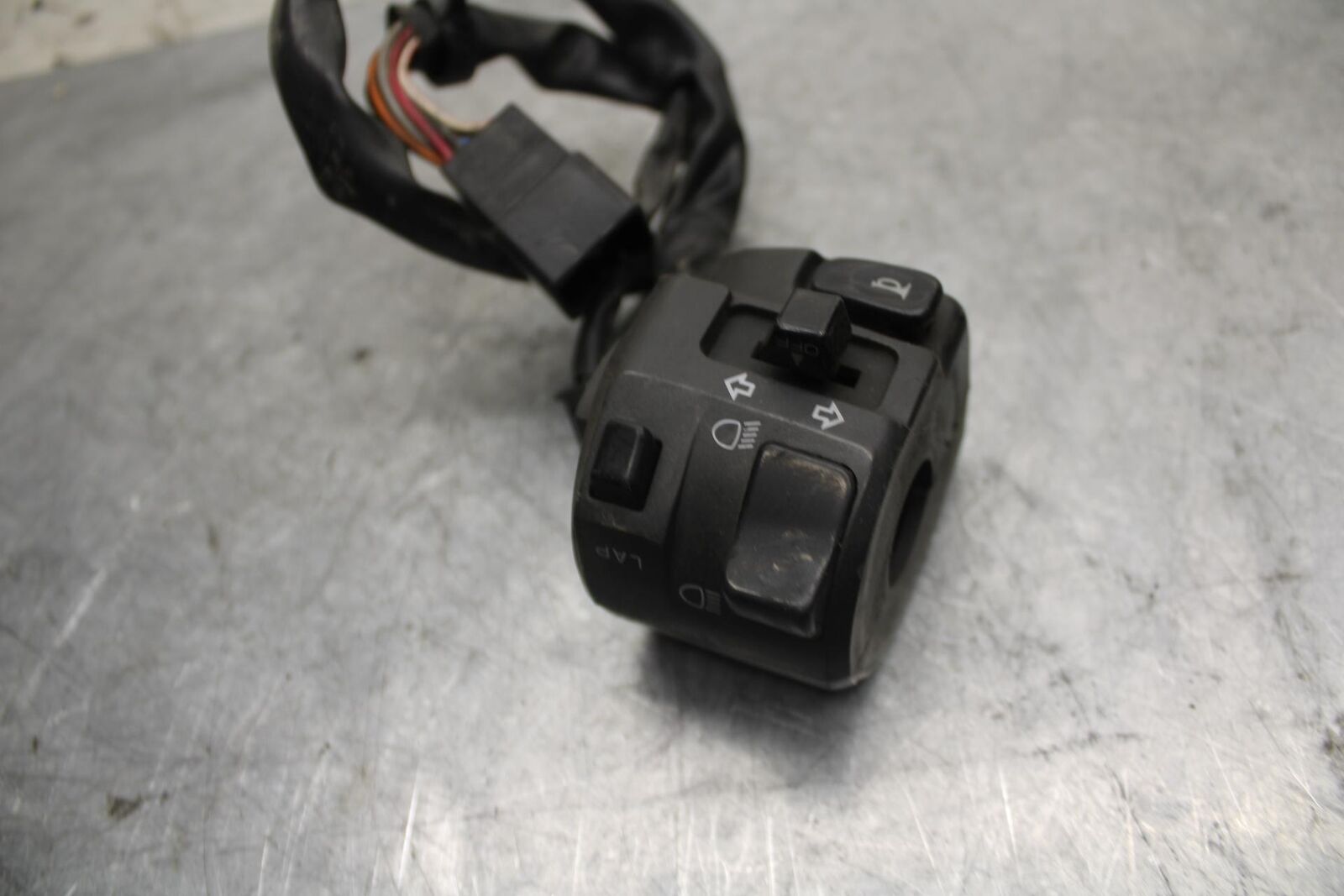 2004 Kawasaki Ninja ZX6RR ZX600M LEFT CLIP ON HANDLE HORN SIGNALS SWITCH BB43