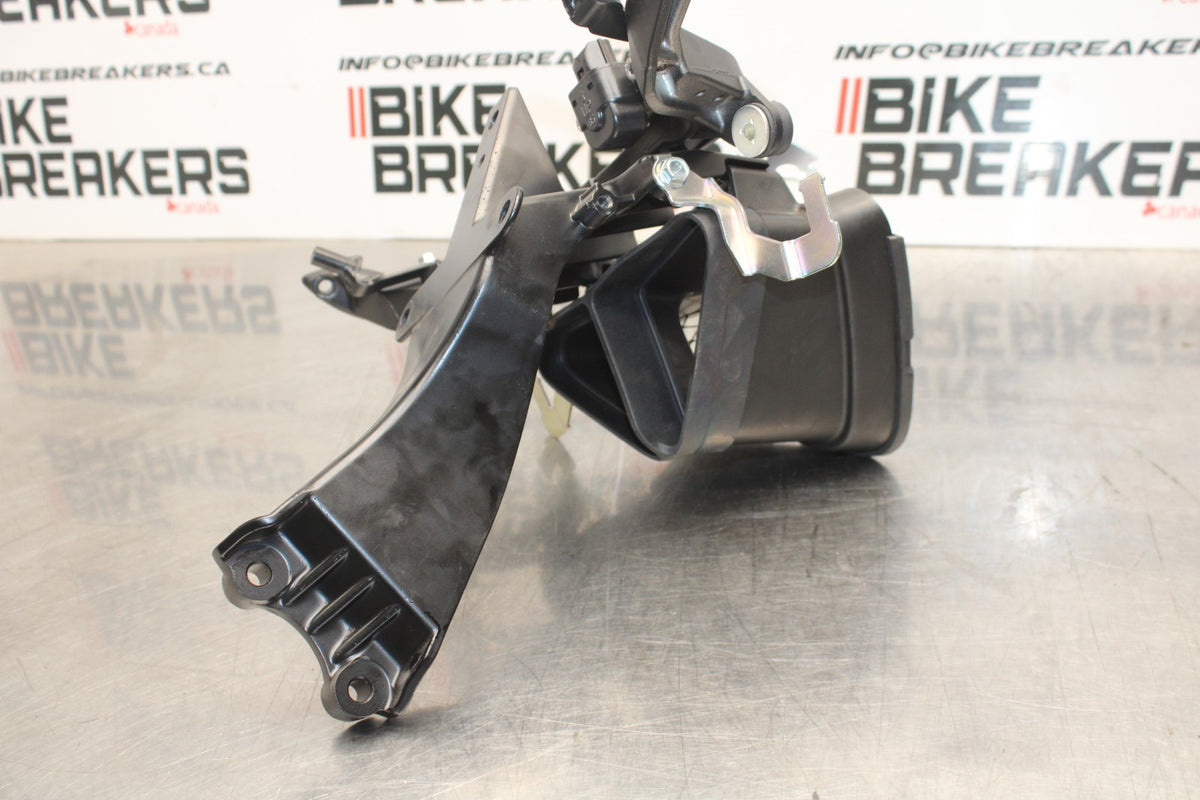 23-24 KAWASAKI NINJA ZX14R NEW!! UPPER FAIRING MIRROR GAUGES STAY BRACKET BB764