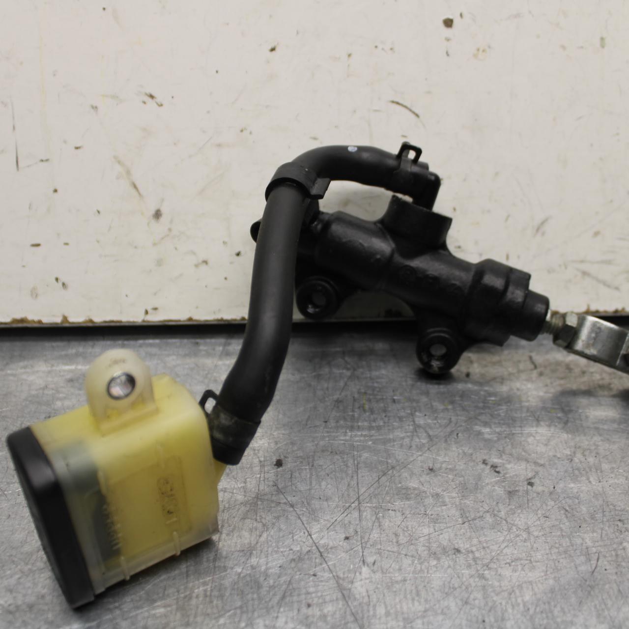 08-11 TRIUMPH SPEED TRIPLE REAR BACK BRAKE MASTER CYLINDER W RESERVOIR BB102