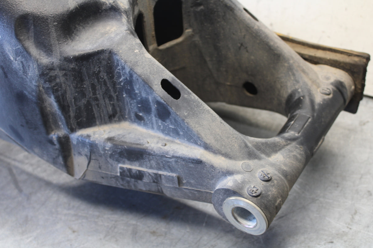 06-07 SUZUKI GSXR 600 REAR SWINGARM BACK SUSPENSION SWING ARM BB694