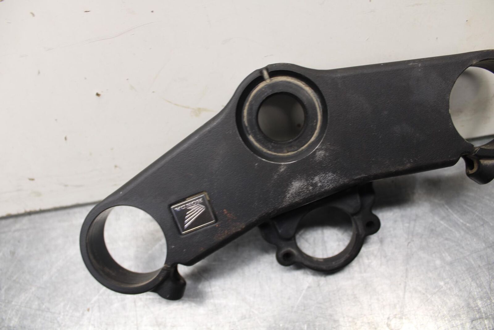 03-04 HONDA CBR600RR FORKS UPPER TRIPLE TREE CLAMP 53300-MEE-000 BB614
