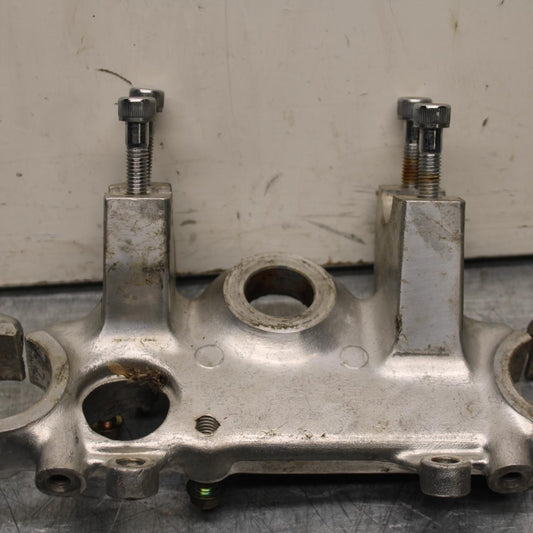 1983 Honda V45 Magna VF750C FORKS UPPER TRIPLE TREE CLAMP BB91