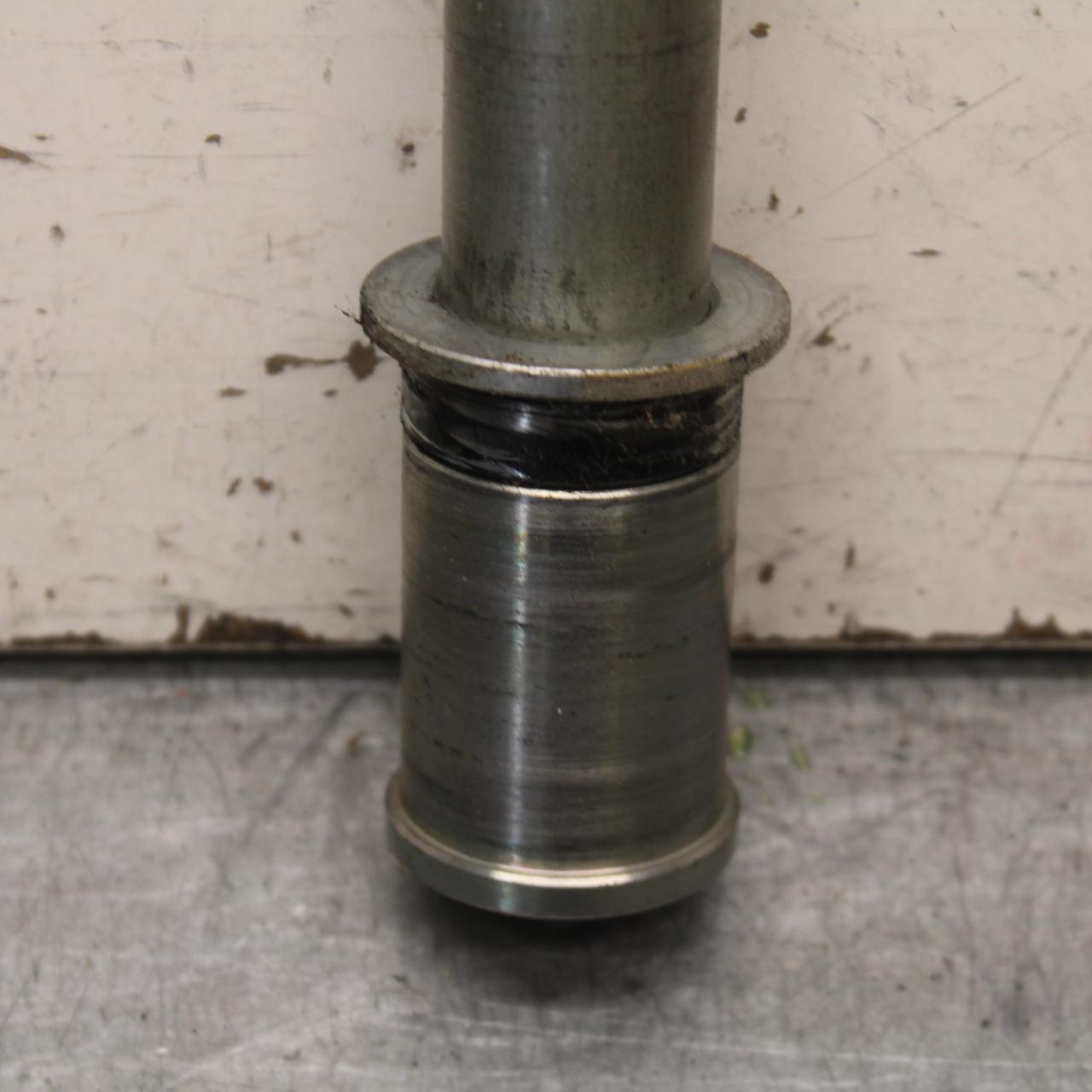 21 KAWASAKI NINJA ZX6R FRONT WHEEL RIM AXLE PIVOT BOLT 41068-0599 BB647