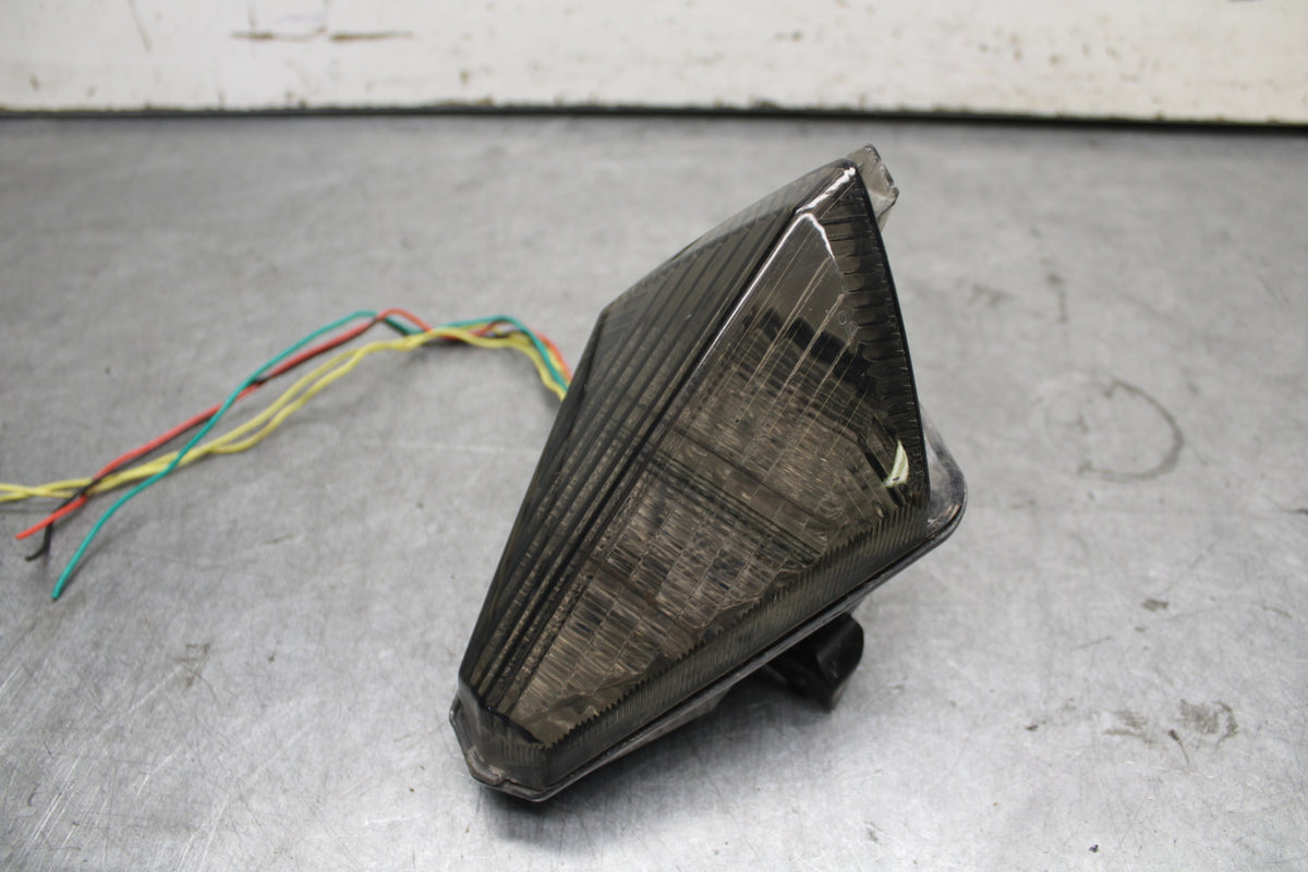 07-08 YAMAHA YZF R1 AFTERMARKET REAR TAIL TAILLIGHT BACK BRAKE LIGHT BB675