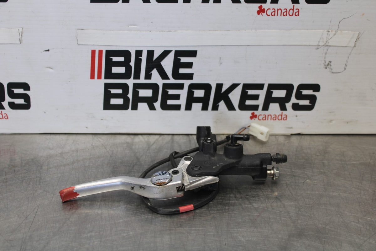 16 APRILIA TUONO V4 1100 FRONT BRAKE MASTER CYLINDER w/ LEVER BB905