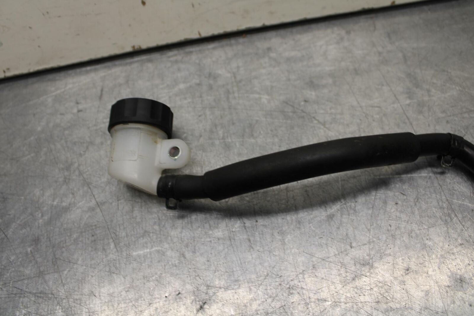 23 KAWASAKI NINJA ZX6R 636 REAR BRAKE MASTER FLUID RESERVOIR TANK BOTTLE BB609