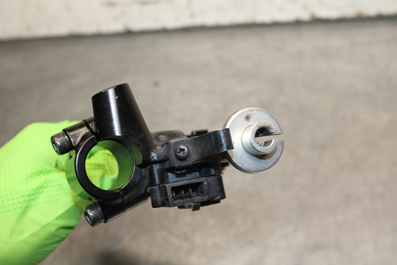 12-13 KAWASAKI Z1000 CLUTCH PERCH MOUNT WITH LEVER  BB743