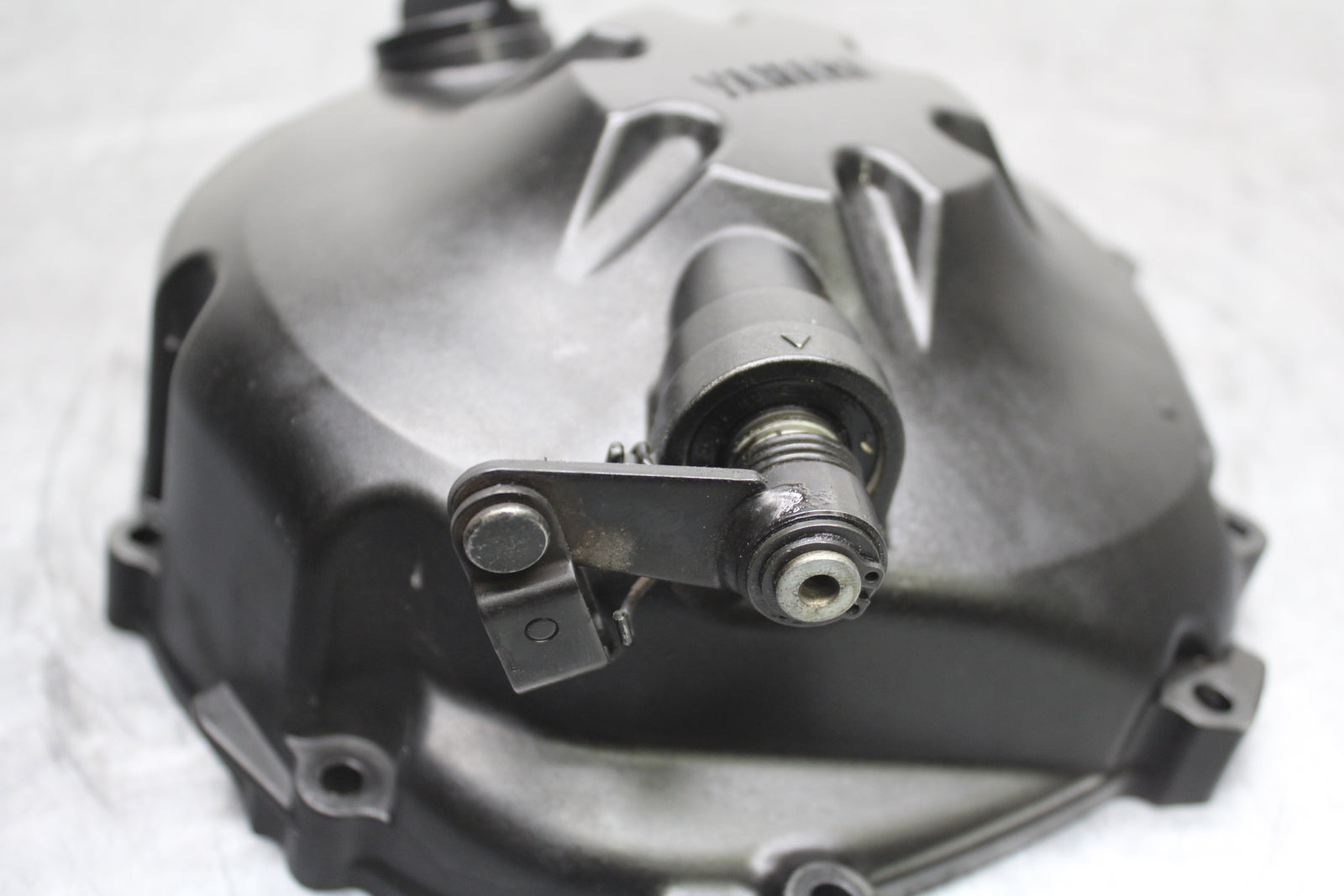 06 YAMAHA YZF R6 CLUTCH SIDE ENGINE MOTOR COVER BB716