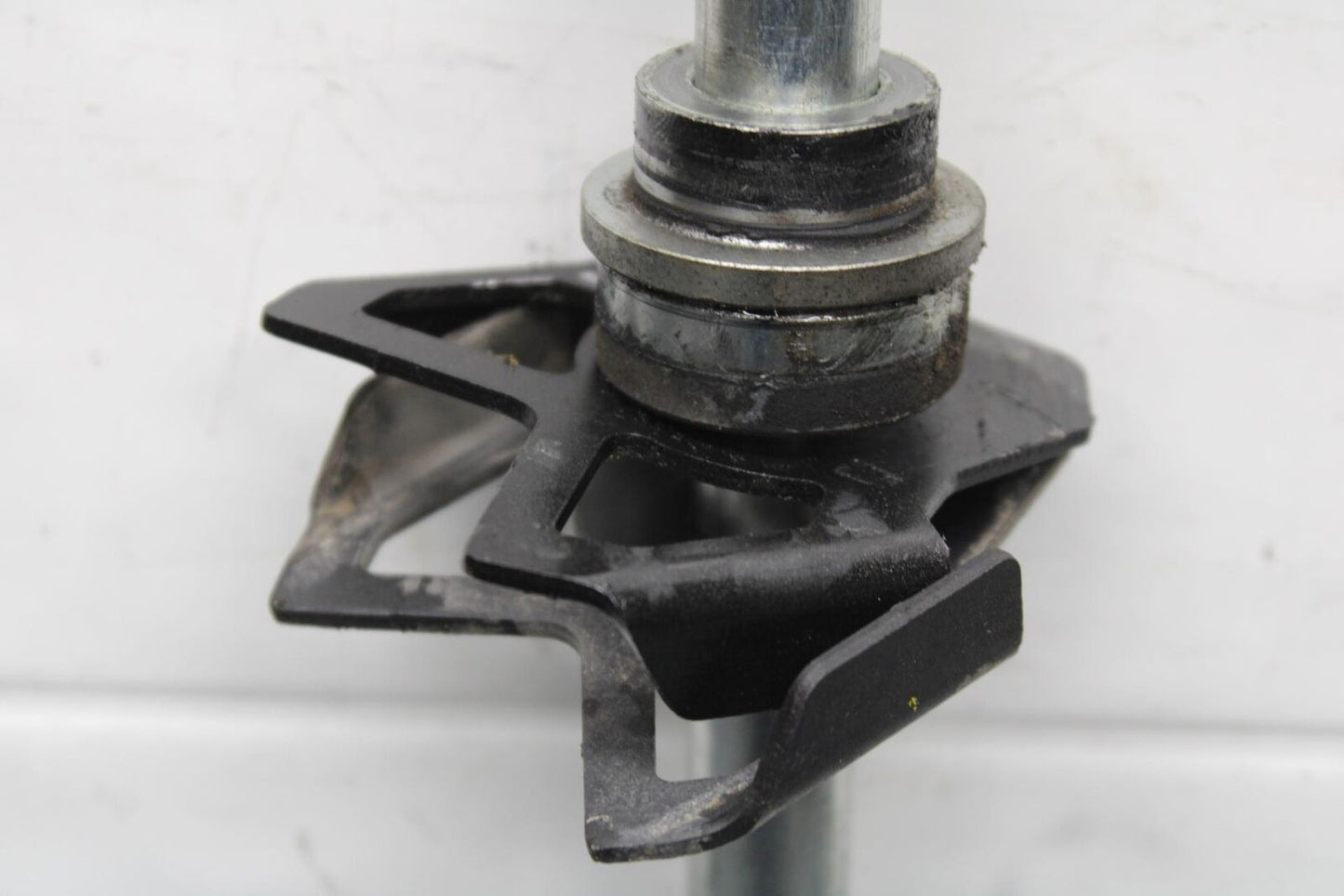 19-22 KAWASAKI Z400 REAR AXLE BACK WHEEL RIM PIVOT BOLT AXEL BB586