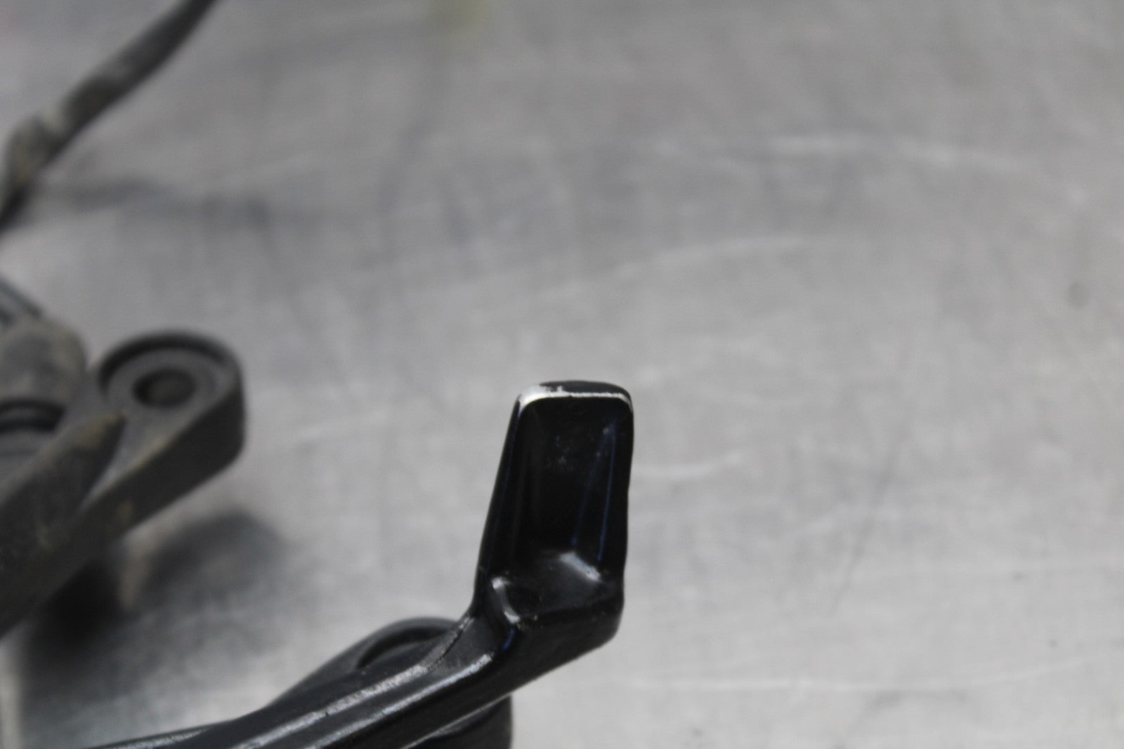 07-08 KAWASAKI NINJA ZX6R RIGHT REARSET REAR SET DRIVER FOOT PEG REST STOP BB203