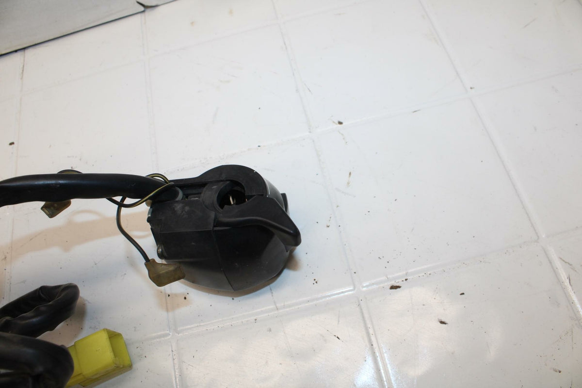 97-00 SUZUKI BANDIT 1200 LEFT CLIP ON HANDLE HORN SIGNALS SWITCH SWITCHES BB08