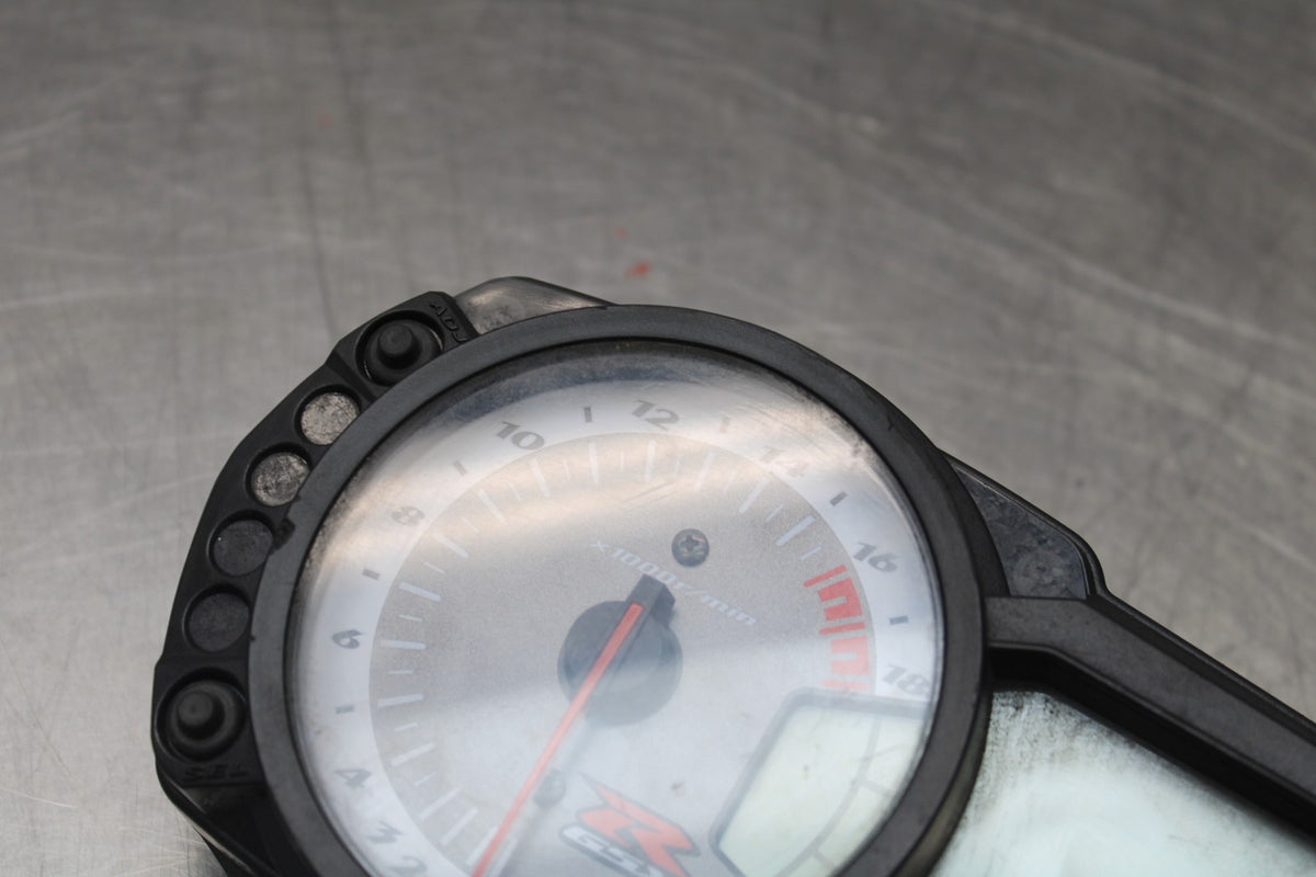 08-10 SUZUKI GSXR 600 SPEEDO GAUGES DISPLAY CLUSTER SPEEDOMETER TACHOMETER BB803