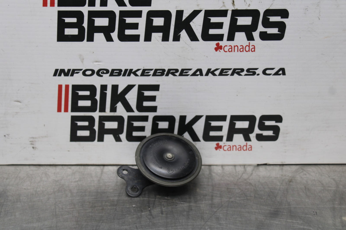 02 KAWASAKI VULCAN 800 VN800B CLASSIC HORN SIGNAL BB862