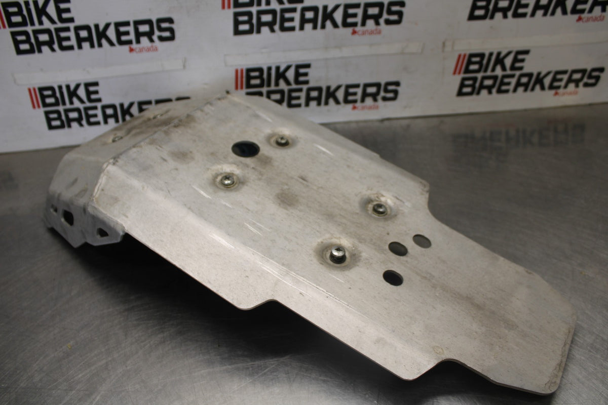 19 BMW F750GS SKID PLATE TRAY LOWER ENGINE FRAME GUARD BB938