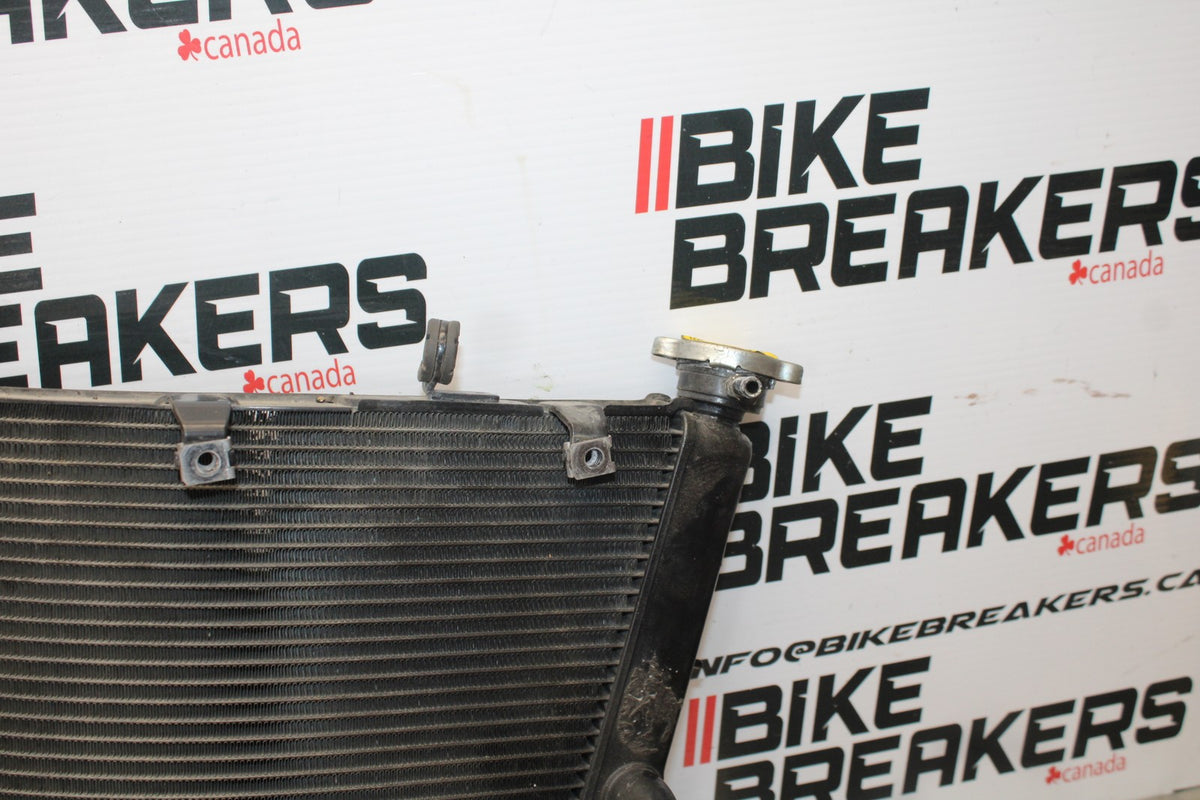 08-10 SUZUKI GSXR 600 ENGINE RADIATOR MOTOR COOLER COOLING RADIATER BB202