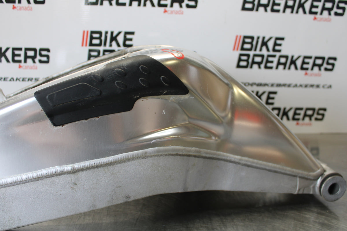 10-11 BMW S1000RR REAR SWINGARM BACK SUSPENSION SWING ARM BB168
