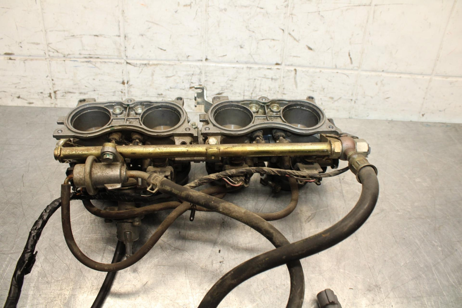 2006 Honda CBR600F4i MAIN FUEL INJECTORS / THROTTLE BODIES 16400-MBW-A12 BB567