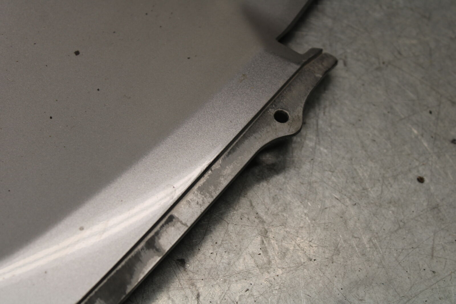 05-06 SUZUKI GSXR1000 REAR BACK TAIL UNDERTAIL FAIRING COWL FENDER BB663