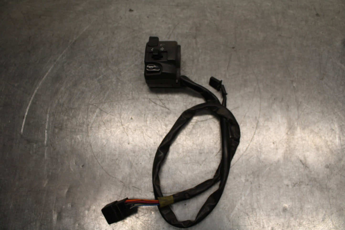 12-13 KAWASAKI Z1000 LEFT CLIP ON HANDLE HORN SIGNALS SWITCH SWITCHES BB743