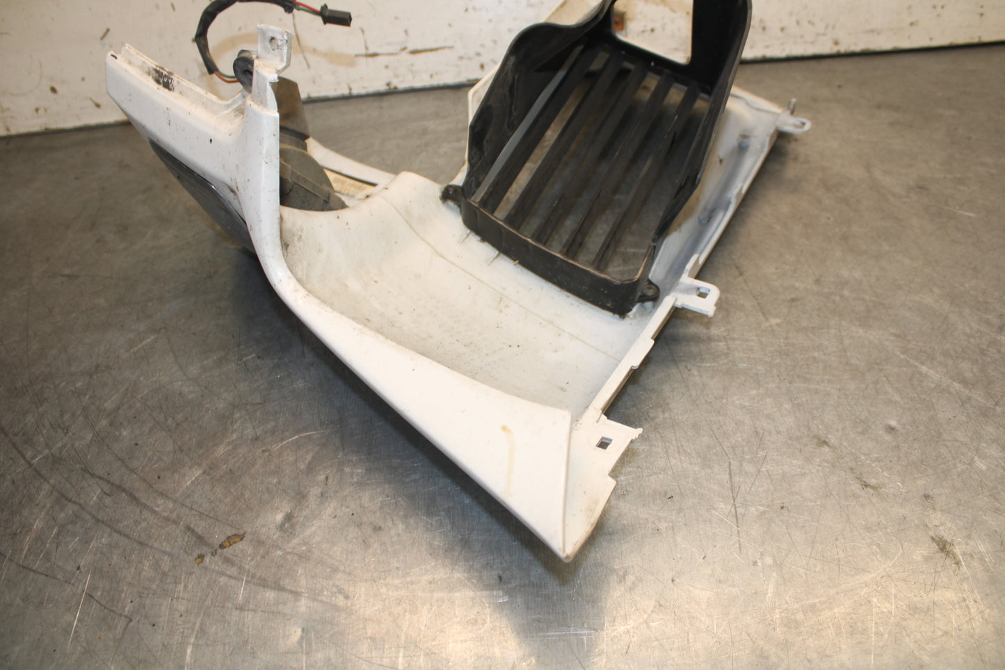 93-00 HONDA GOLDWING 1500 GL1500SE LOWER SIDE FAIRING COWL PLASTIC COVER BB700