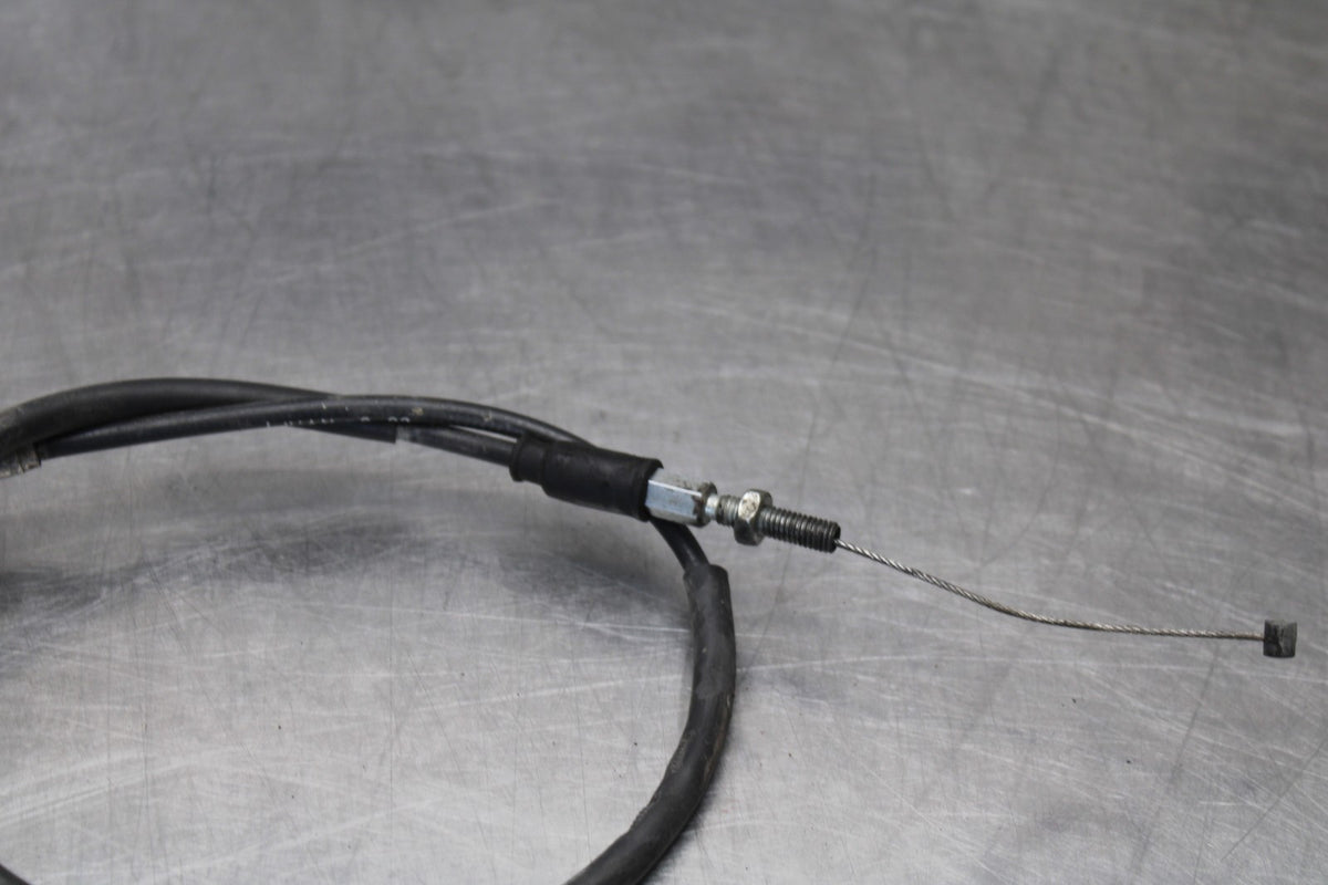 05 DUCATI SUPERSPORT 800 THROTTLE CABLE LINE HOUSING GUIDE BB913