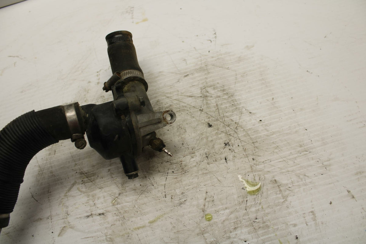 84-85 HONDA V30 MAGNA THERMOSTAT W HOUSING ASSEMBLY BB251