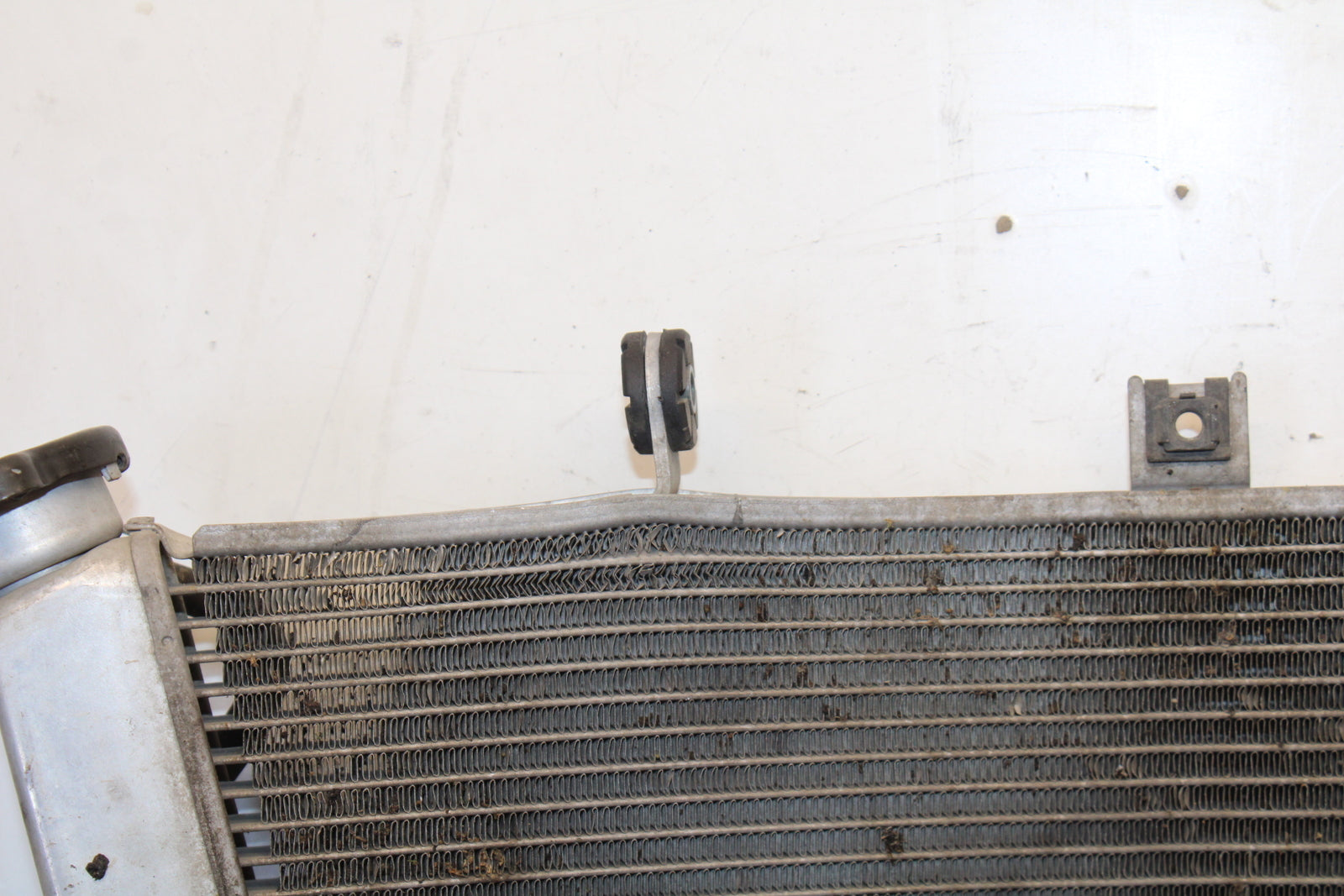 05-06 SUZUKI GSXR1000 ENGINE RADIATOR COOLER COOLING RADIATER 17710-41G00 BB663