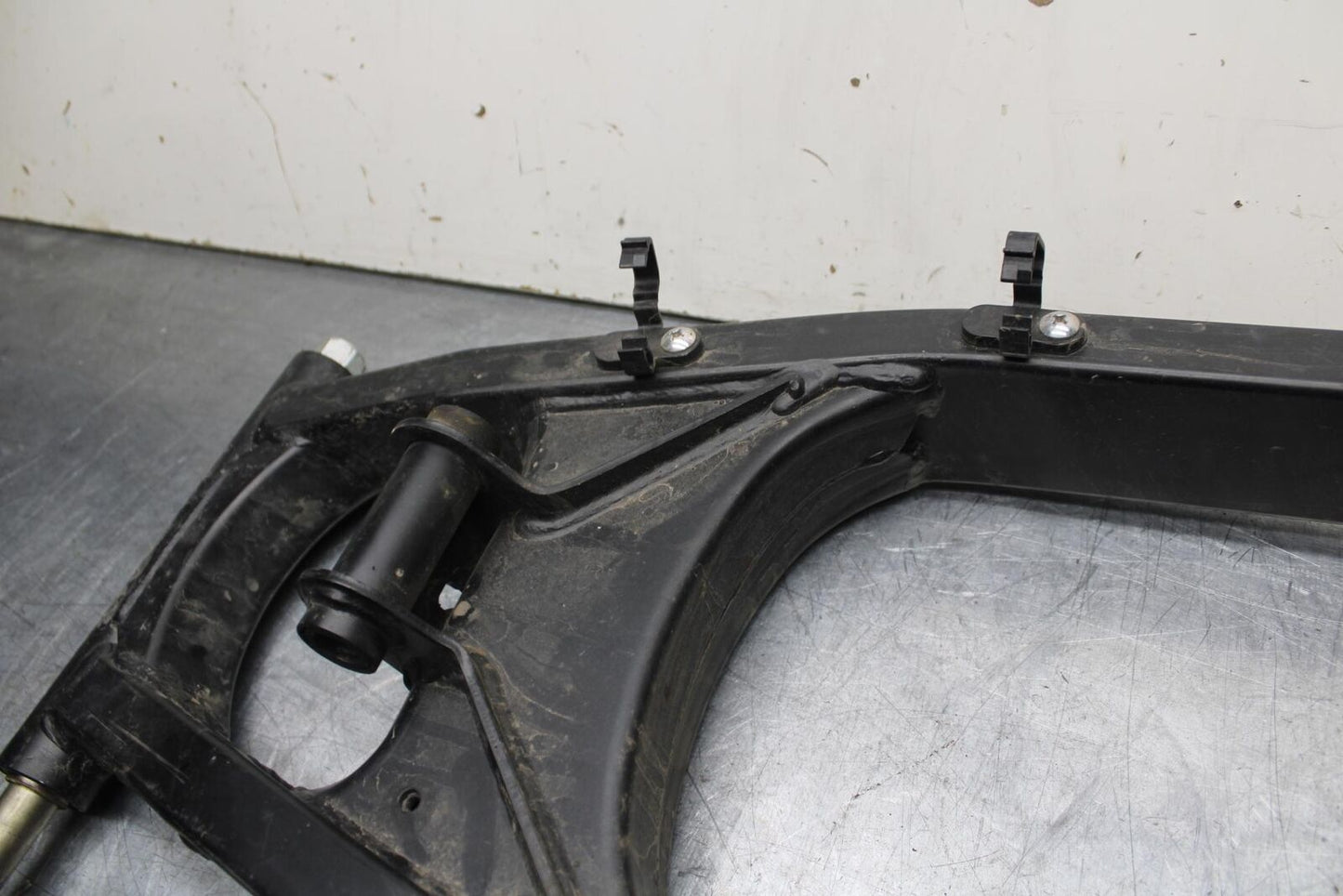 07-12 SUZUKI BANDIT GSF 650 F GSX650F SWINGARM BACK SUSPENSION SWING ARM BB90