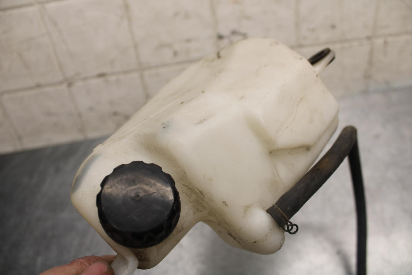 2003 Kawasaki Z1000 COOLANT WATER TANK RESERVOIR BOTTLE 43078-1187 BB35