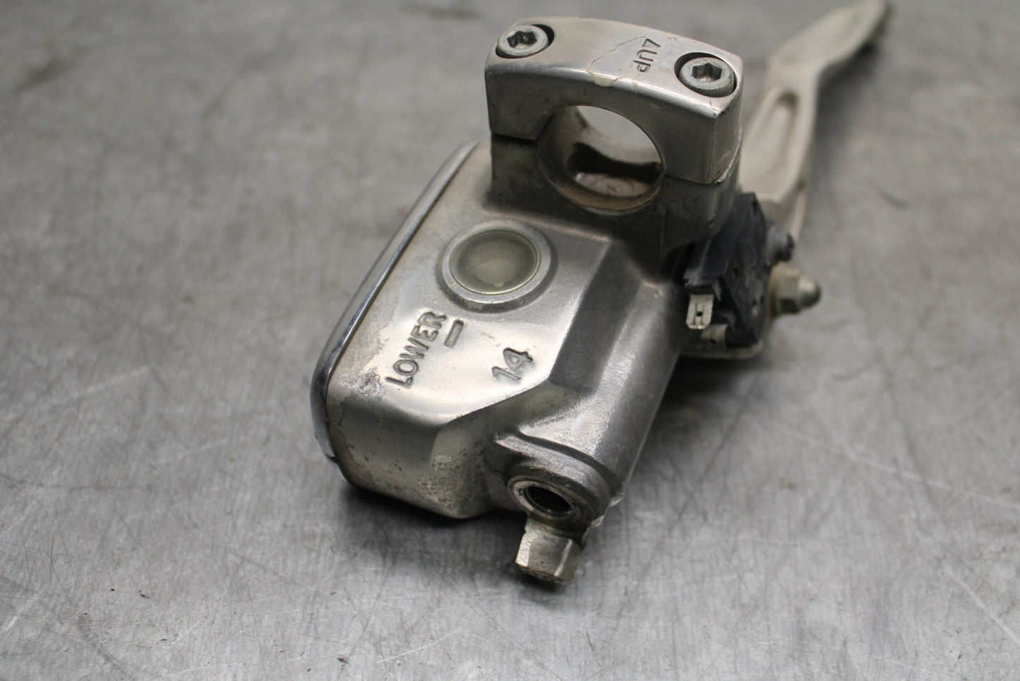 02-04 HONDA VTX1800S FRONT BRAKE MASTER CYLINDER BB712