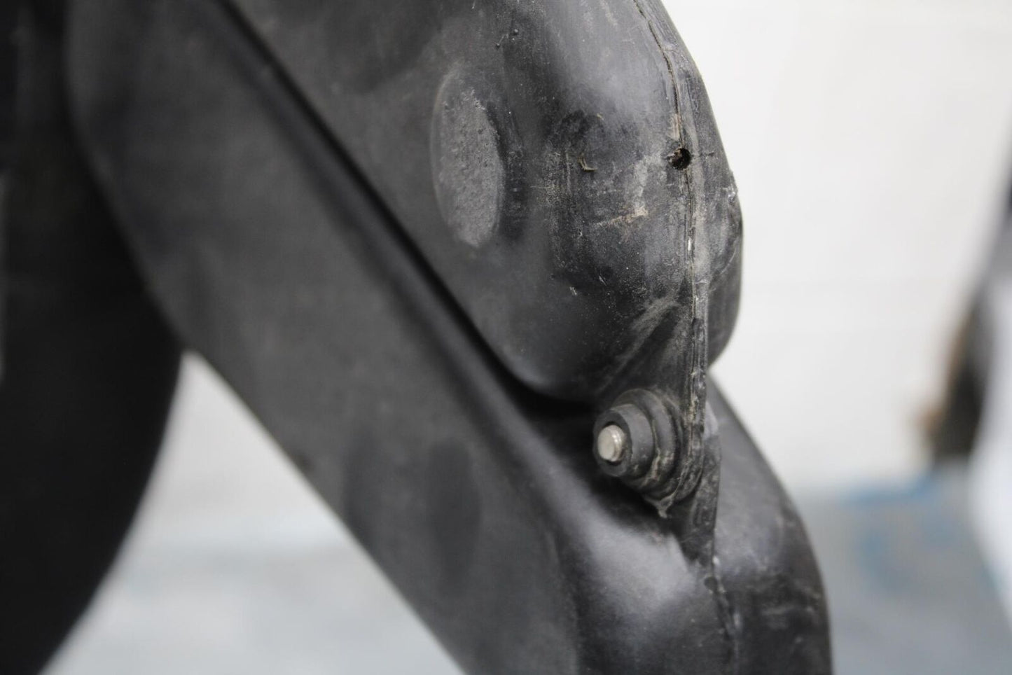 2000 Kawasaki Ninja ZX12R ZX1200A LEFT/ RIGHT RAM AIR INTAKE DUCT SET BB565