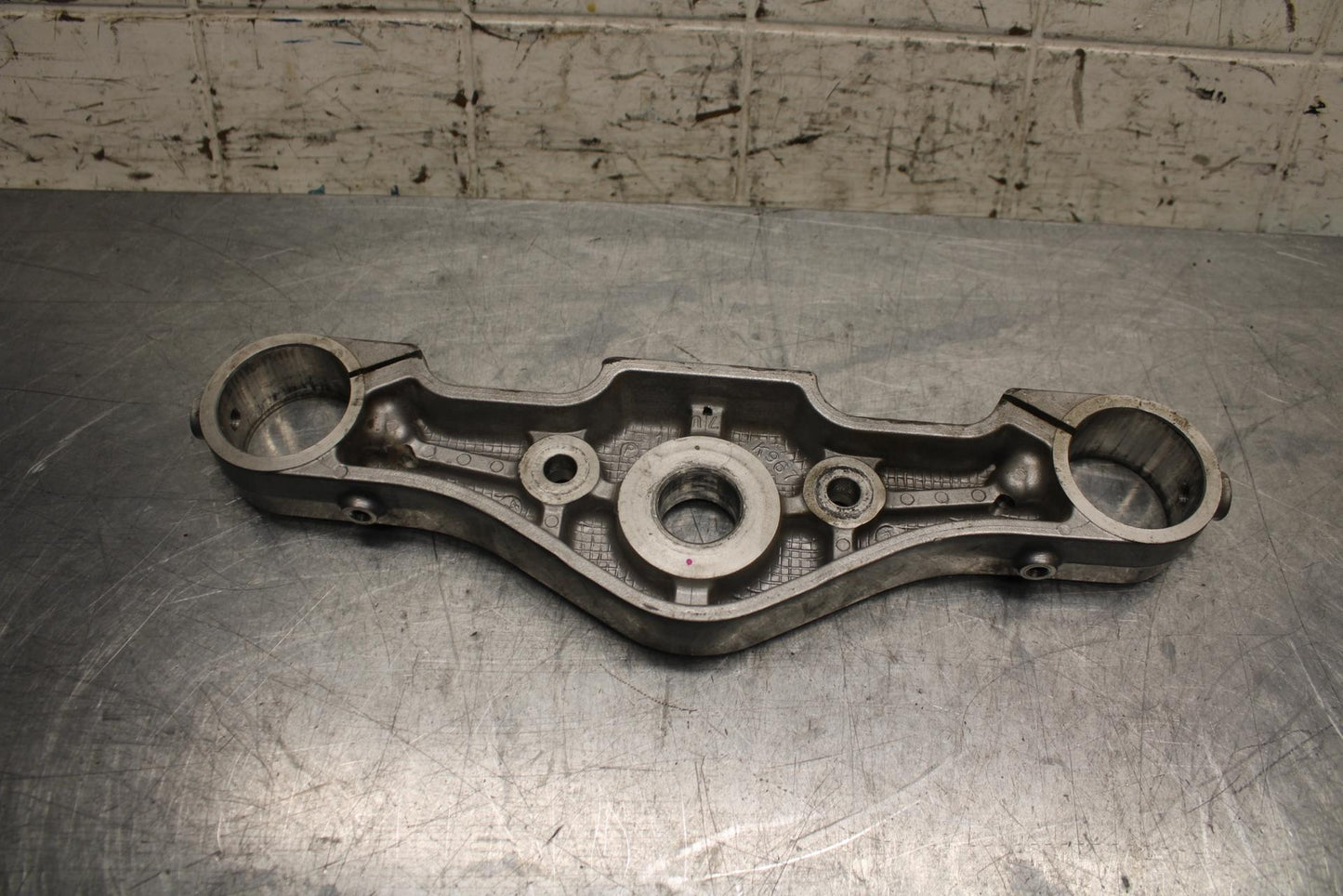 2005 Kawasaki Vulcan 1600 VN1600A Classic FORKS UPPER TRIPLE TREE CLAMP BB574