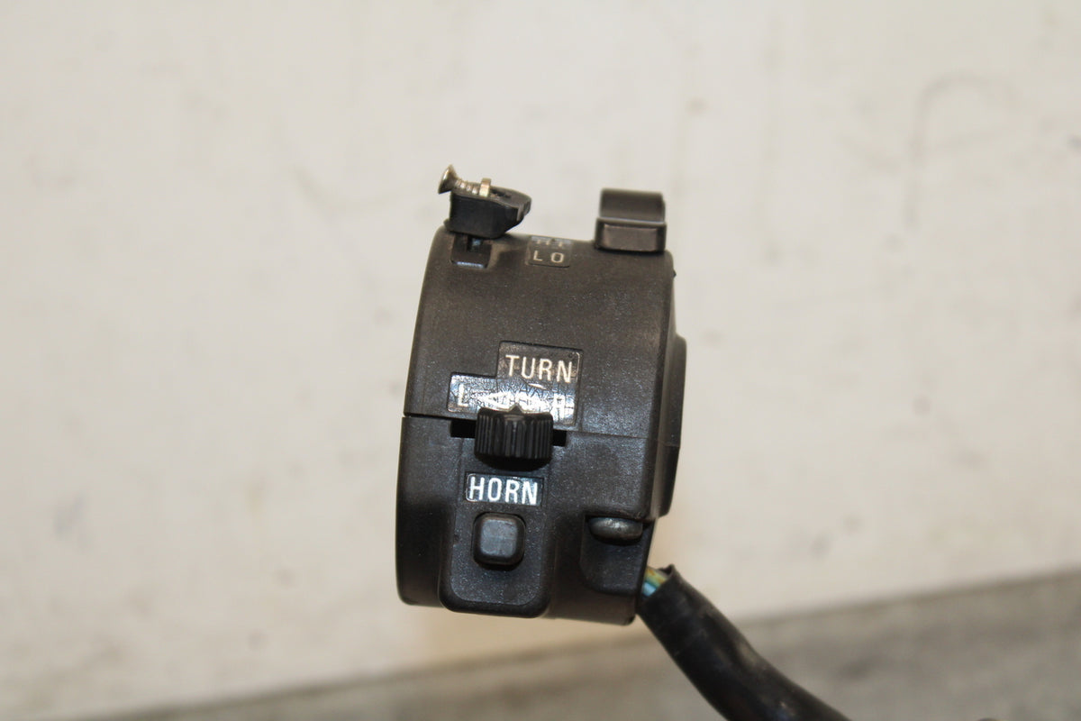 78 SUZUKI GS550E LEFT CLIP ON HANDLE HORN SIGNALS SWITCH SWITCHES BB133
